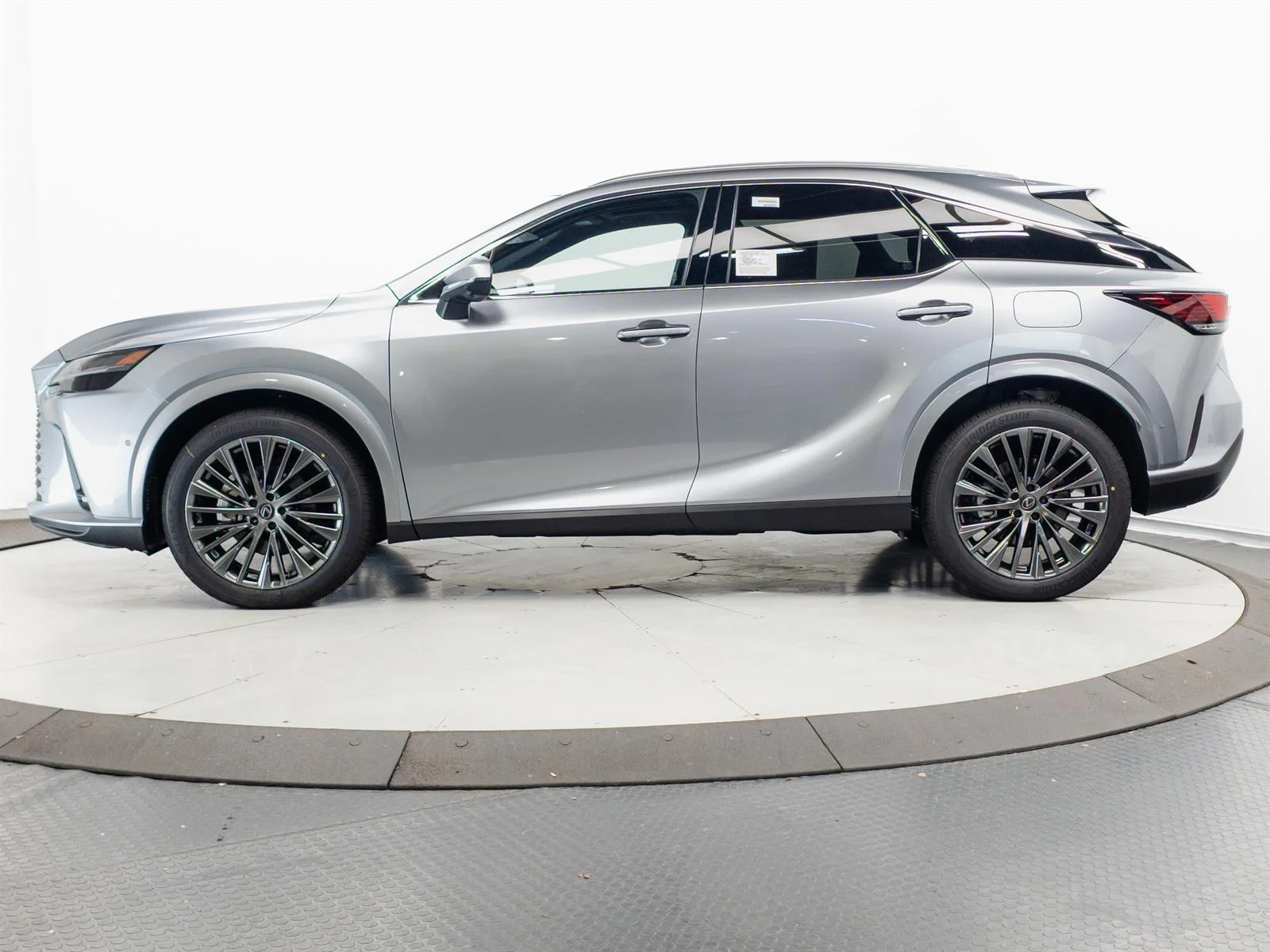 New 2026 Iridium (1l2) Lexus Luxury image 8