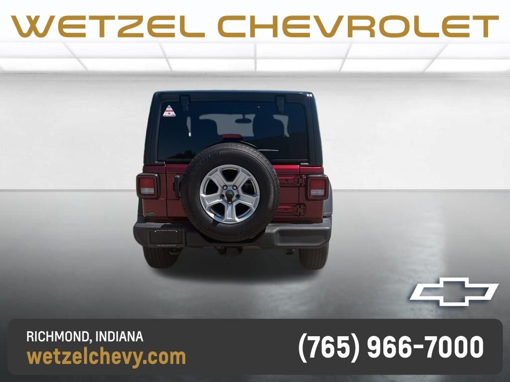 Used 2021 Red Jeep Sport S image 4