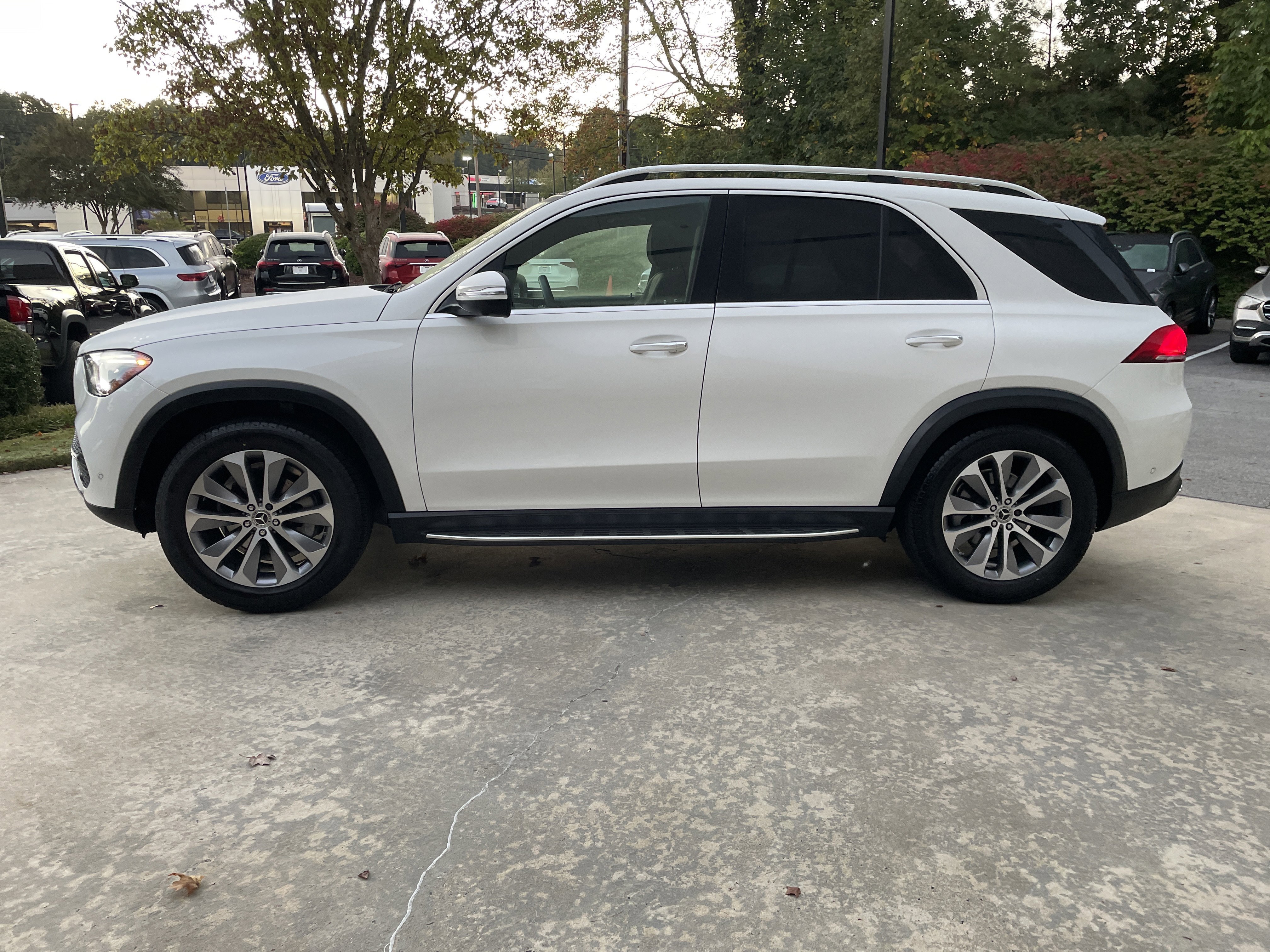 Certified Used 2023 Polar White Mercedes-Benz GLE 350 SUV image 13