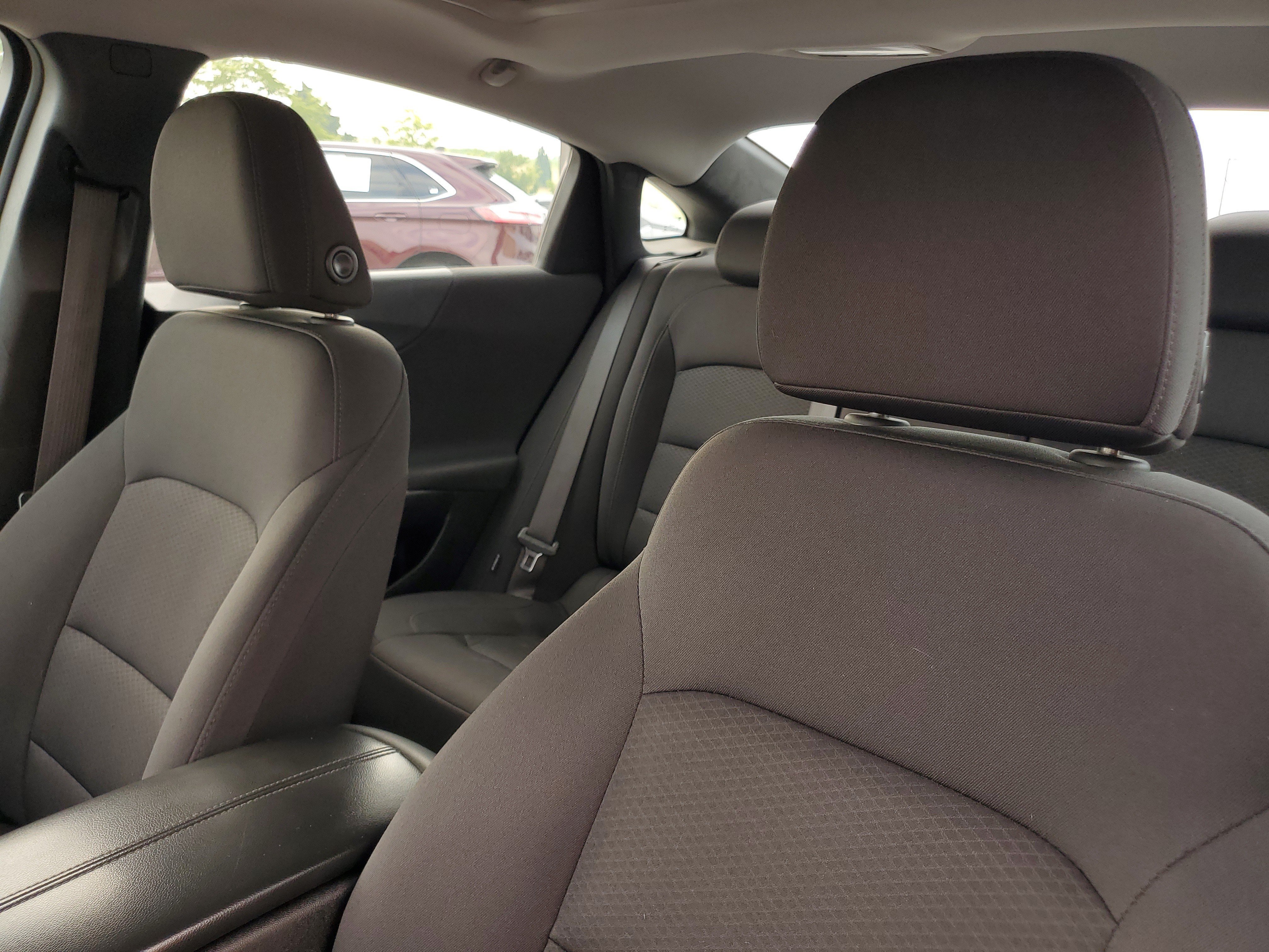 Used 2020 Summit White Chevrolet LT image 19