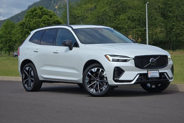 2026 Volvo XC60 Plug-In Hybrid Plus