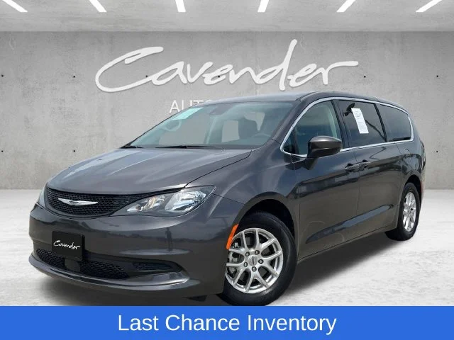 2023 Chrysler Voyager