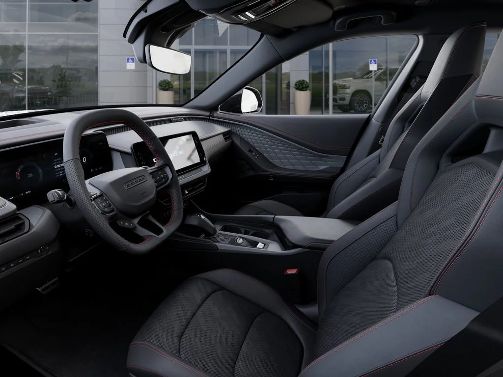 New 2026 Diamond Black Crystal Pearlcoat Dodge R/T Scat Pack image 22