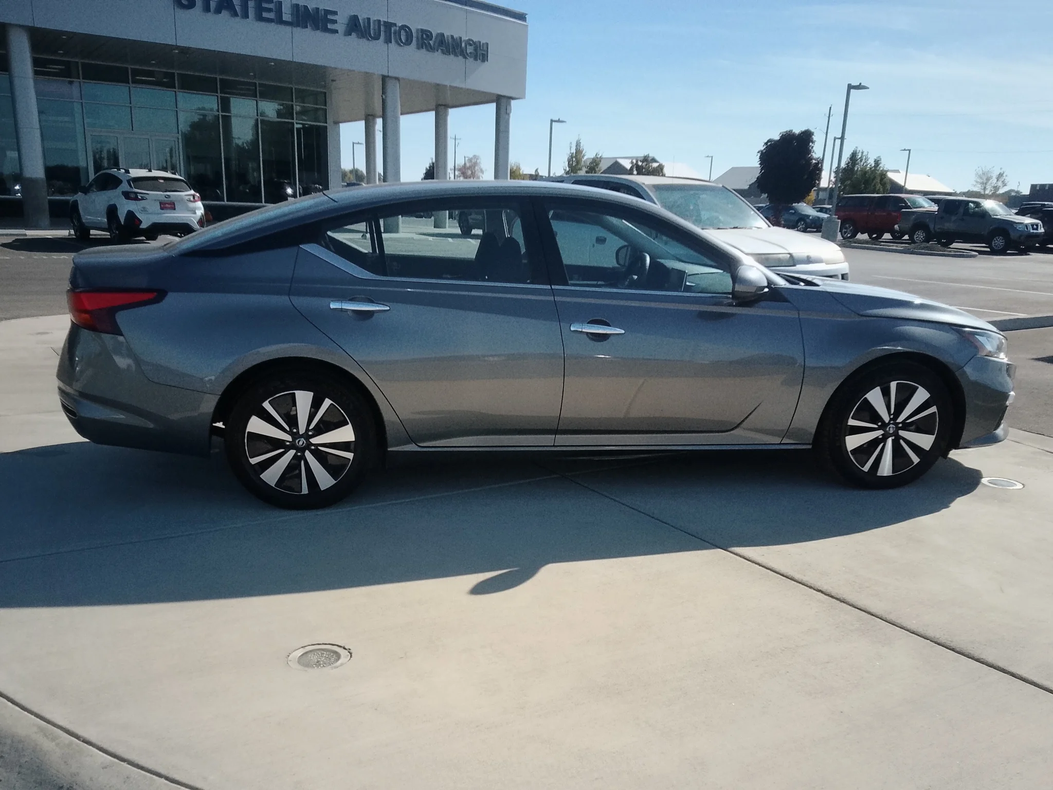 Used 2022 Nissan Altima SV with VIN 1N4BL4DV3NN338506 for sale in Fruitland, ID