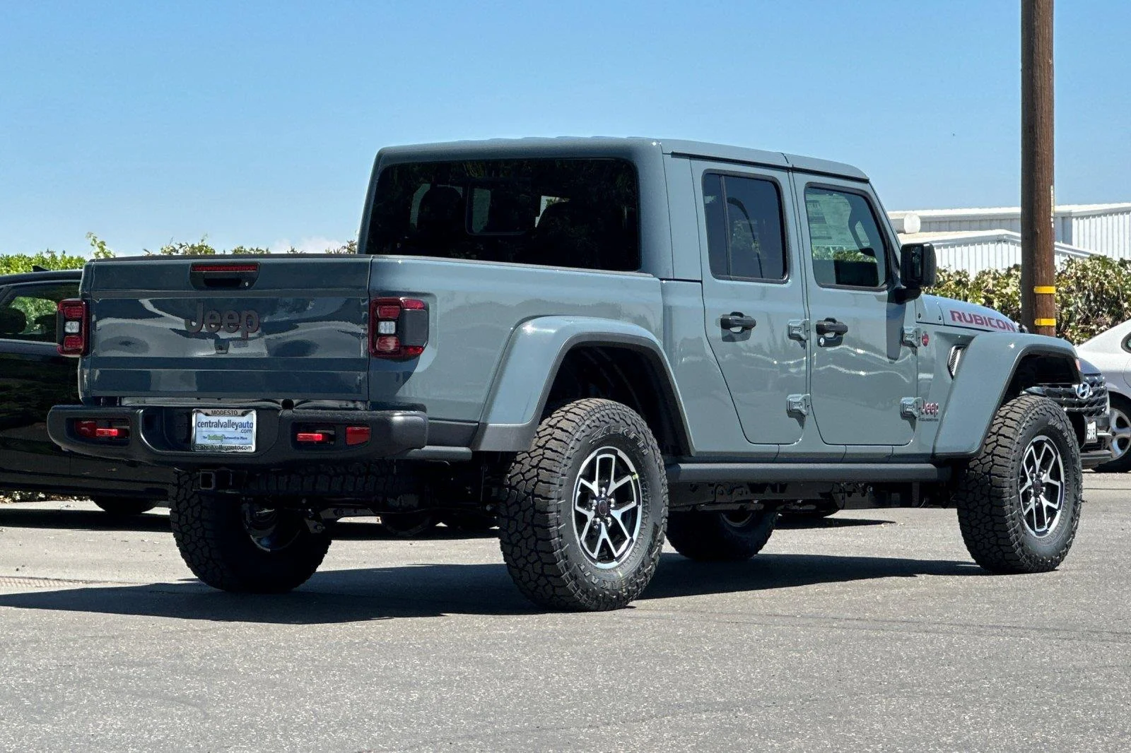 New 2026 Anvil Clear-Coat Exterior Paint Jeep Rubicon image 3
