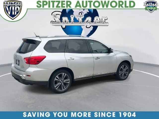 Used 2018 Silver Nissan Platinum image 10