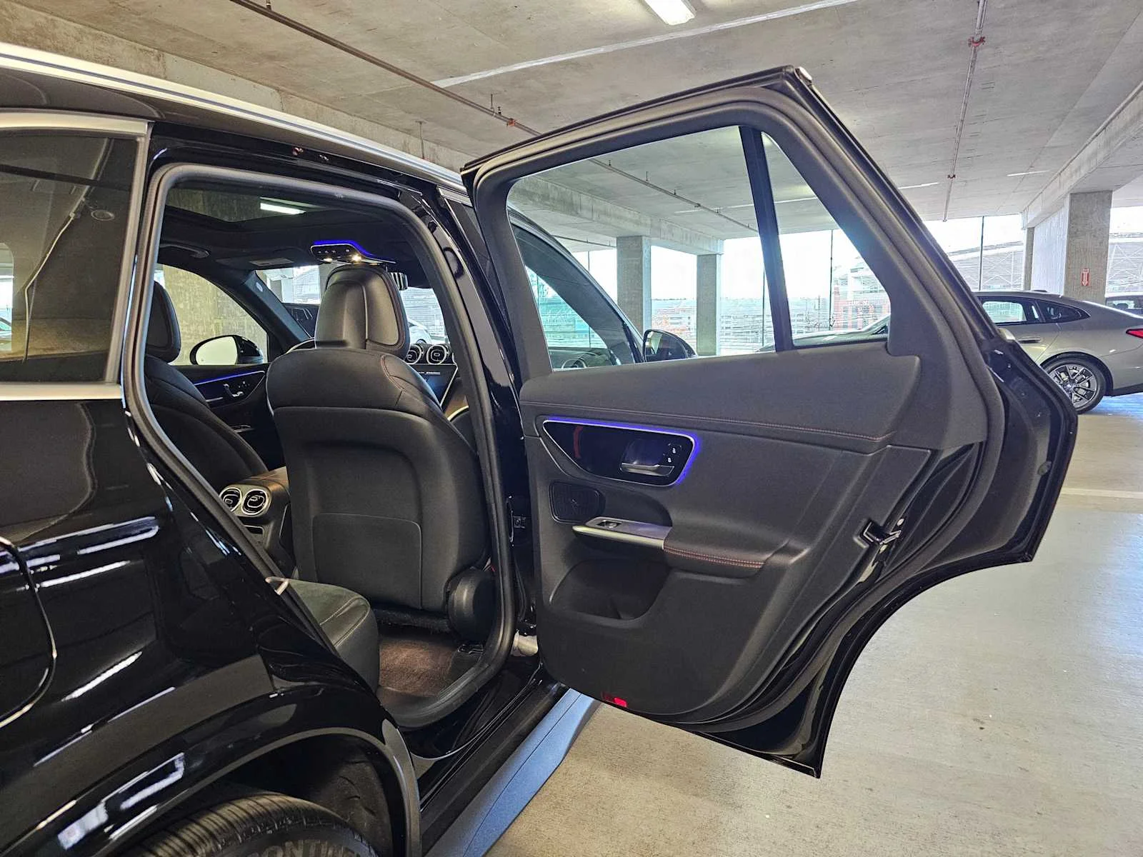 Used 2024 Obsidian Black Metallic Mercedes-Benz AMG® GLC 43 image 26
