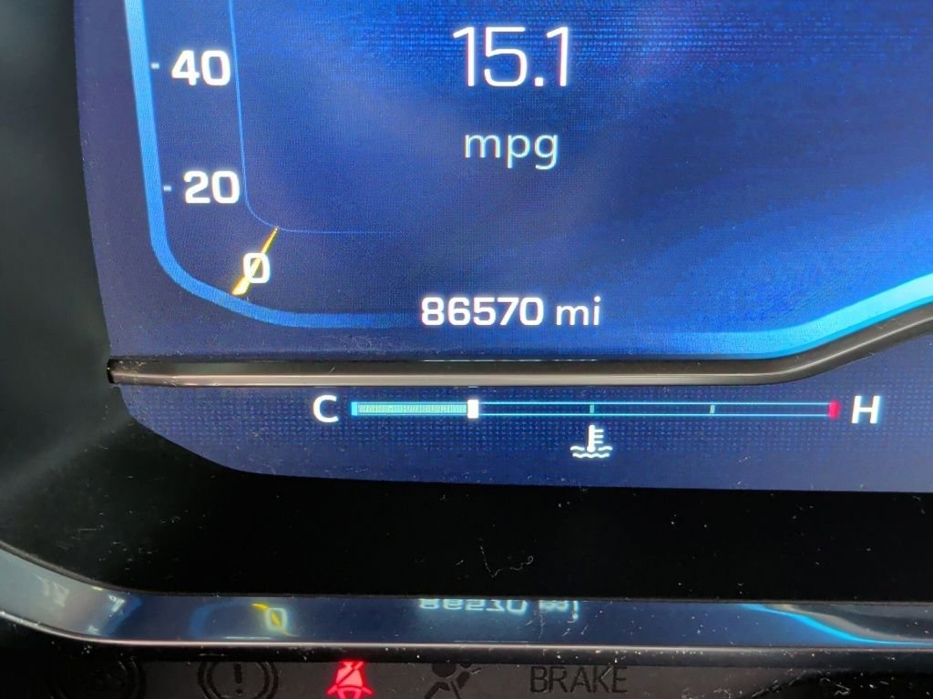 Used 2022 Gray Chevrolet LT image 22