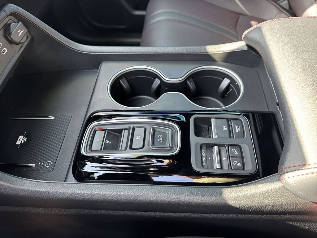 Used 2025 Gray Honda Black Edition image 23