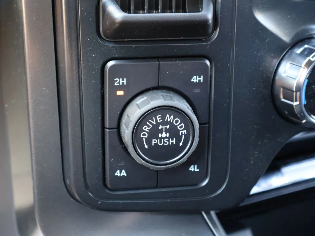 New 2026 Agate Black Metallic Ford Lariat® image 38