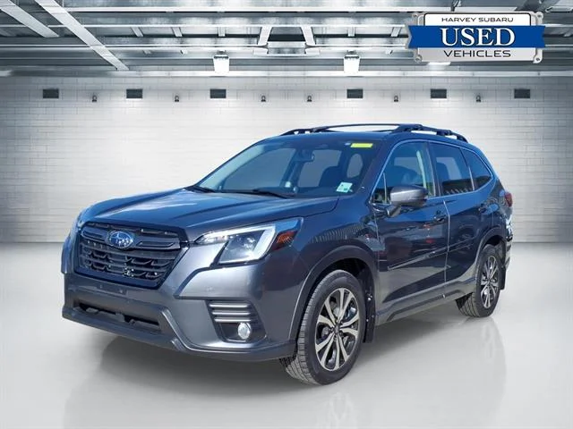 2023 Subaru Forester Limited's photo