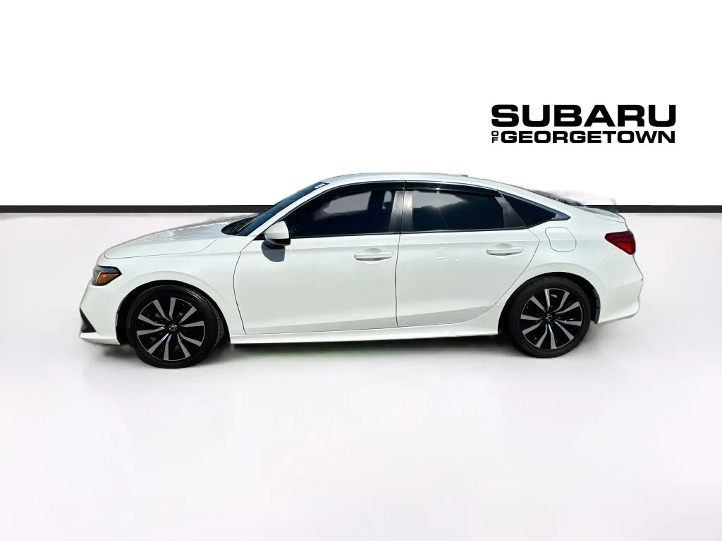 Used 2023 White Honda LX image 4