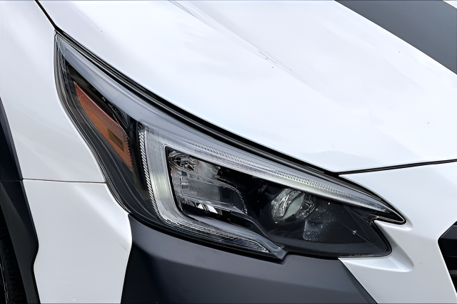 Used 2022 White Subaru Wilderness image 34