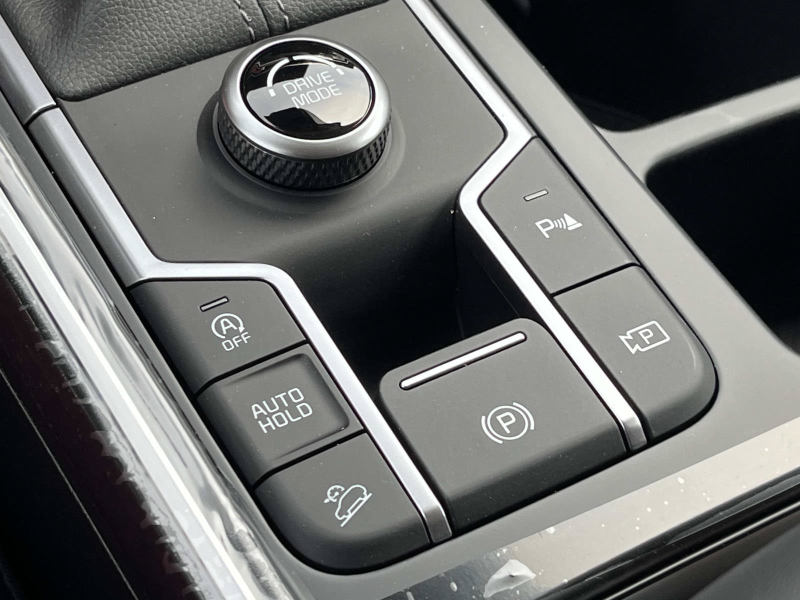 New 2026 Wolf Gray Kia S image 29