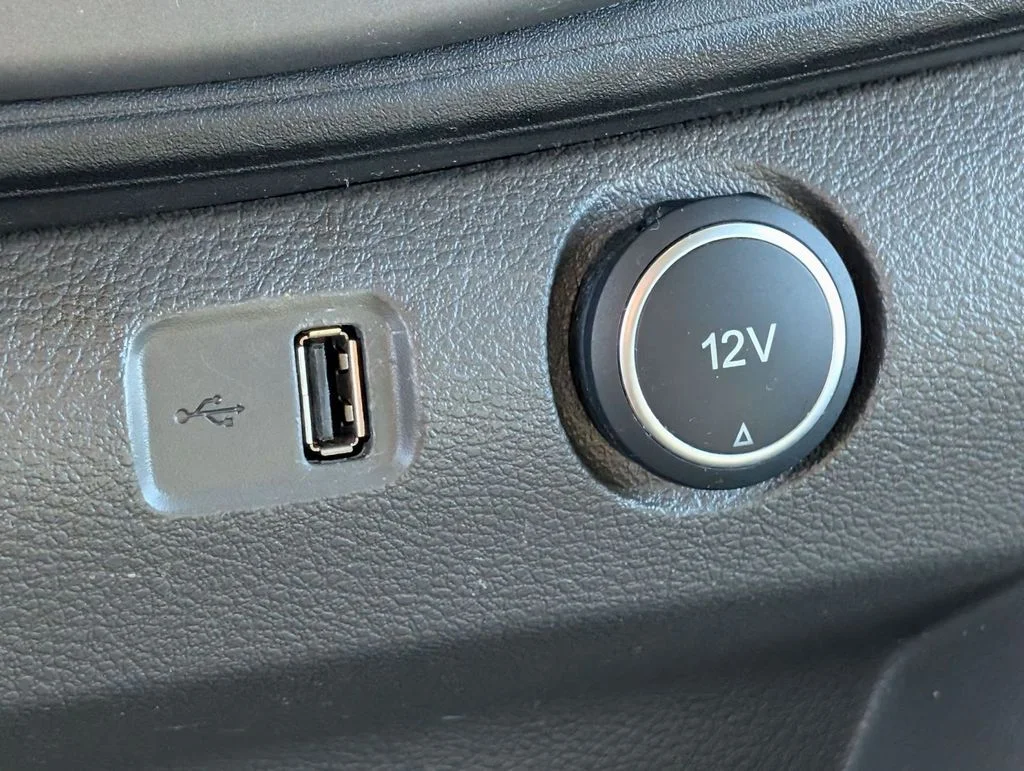 Used 2022 White Ford XLT image 38