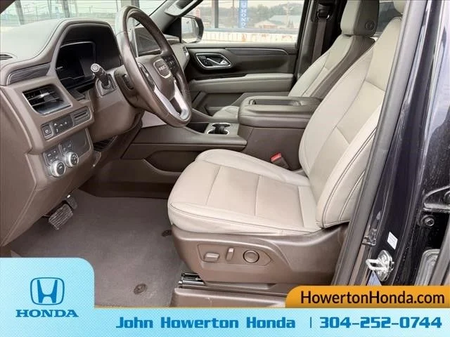 Used 2023 Silver GMC SLT image 10