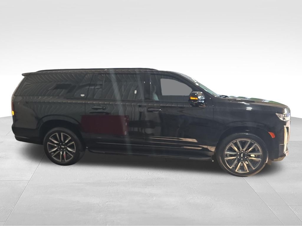 Used 2022 Black Cadillac Sport image 6