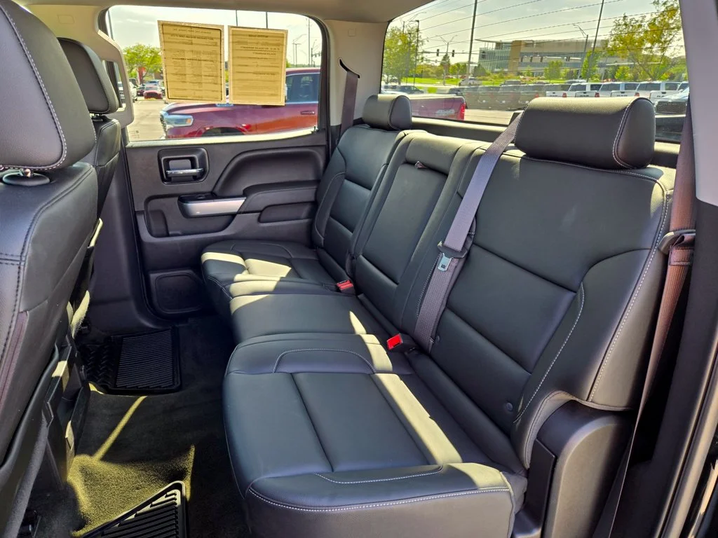 Used 2017 Black Chevrolet LT image 27
