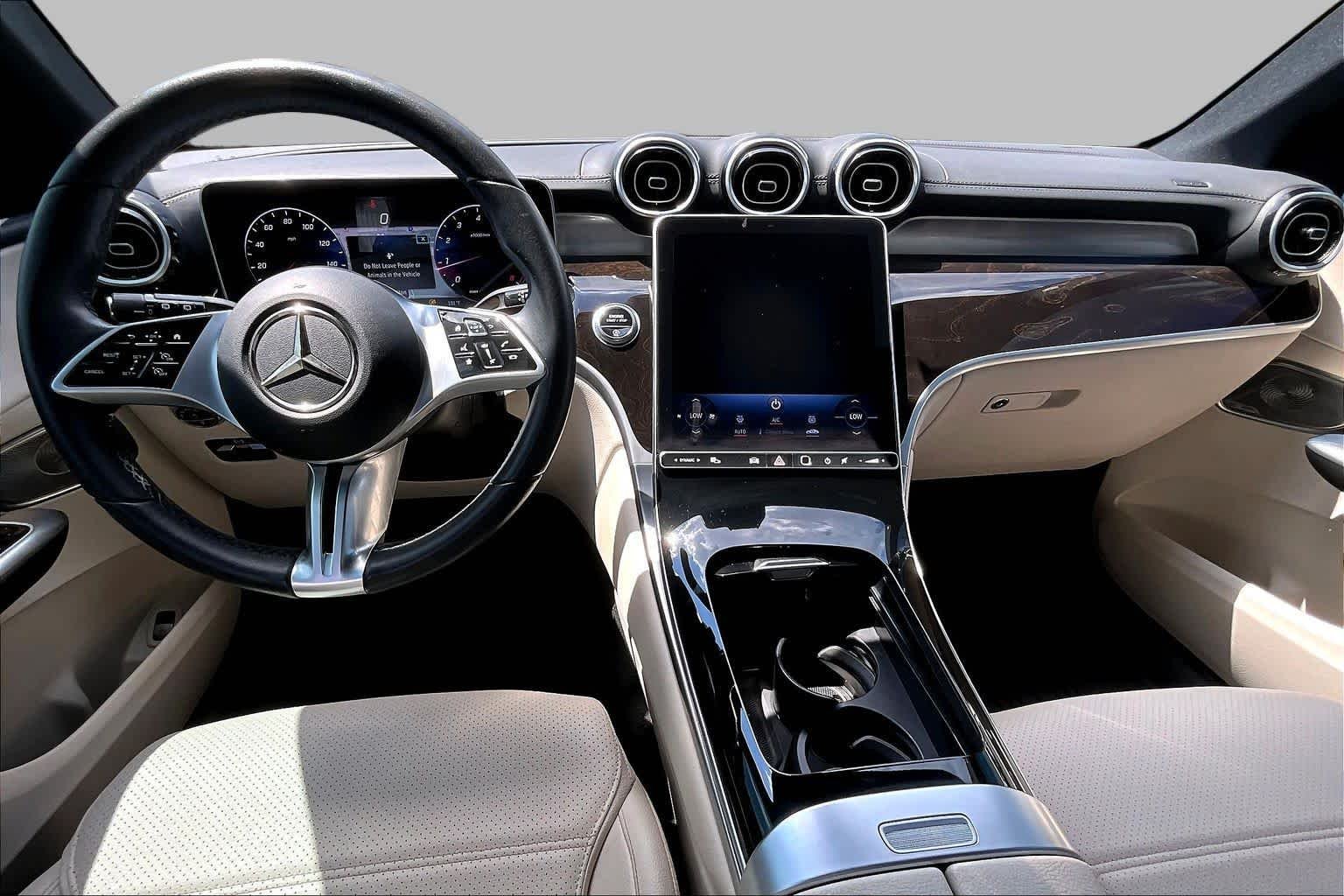 2024 Mercedes-Benz GLC 14