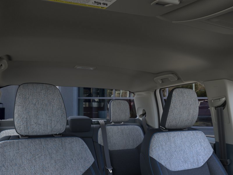 New 2026 Oxford White Ford XLT image 12