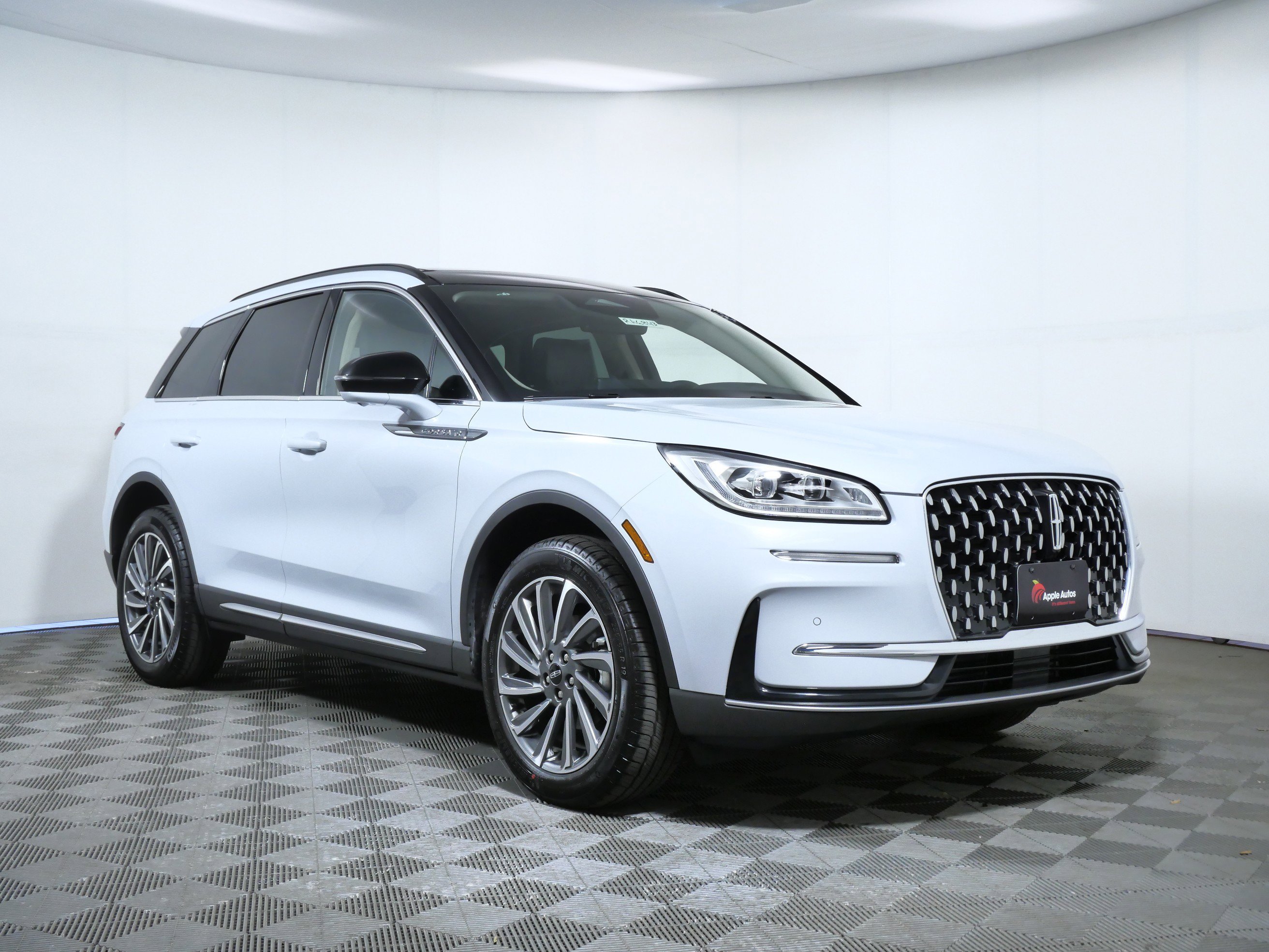 2026 Lincoln Corsair Reserve AWD's photo