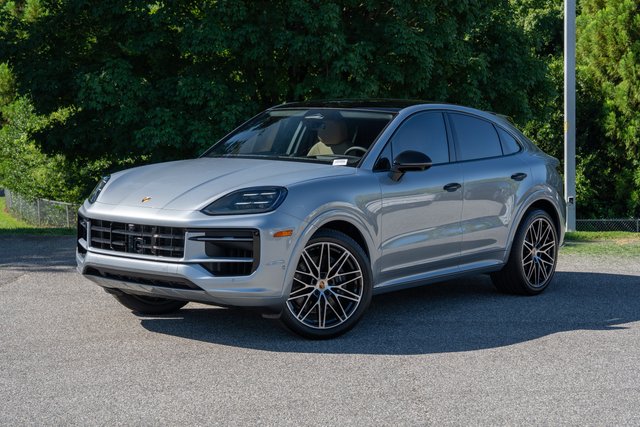 2026 Porsche Cayenne Coupe Base