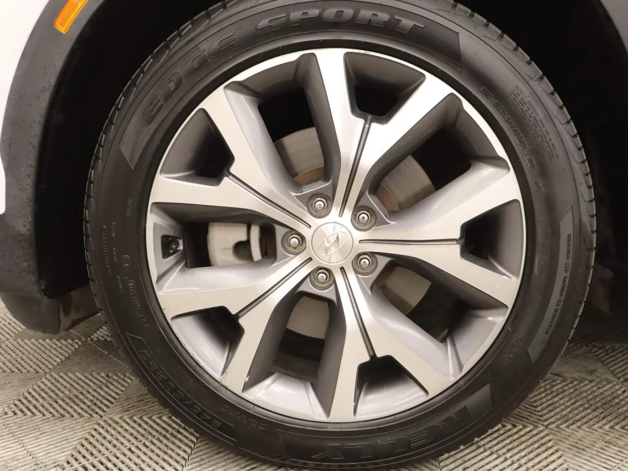 Certified Used 2022 Hyper White Hyundai SEL image 6