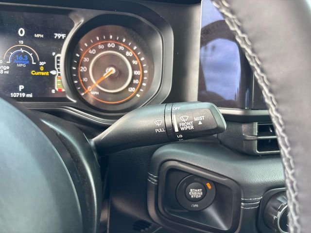 Certified Used 2025 Black Clearcoat Jeep Mojave image 34