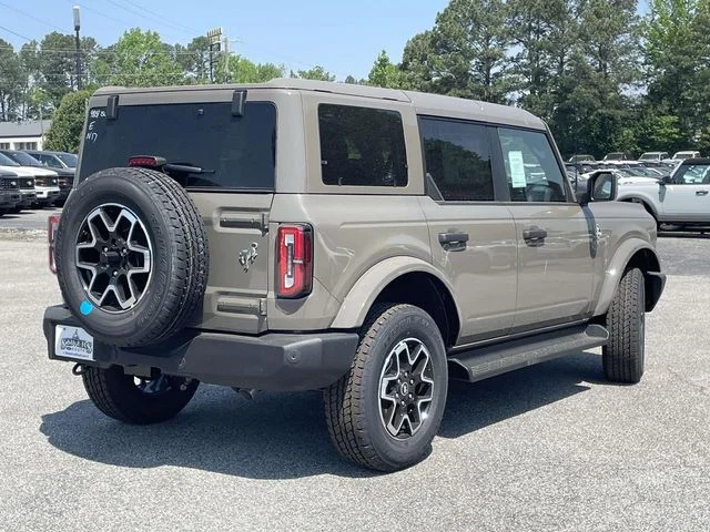 New 2026 Gray Ford Outer Banks image 3