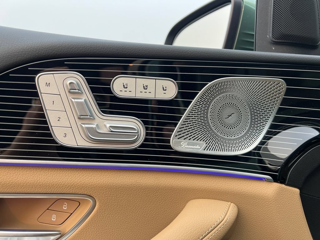 New 2026 MANUFAKTUR Ireland Mid Green Metallic Mercedes-Benz GLE 350 image 50