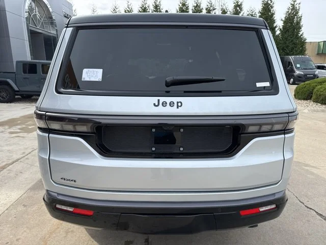 New 2026 Silver Jeep Upland image 30