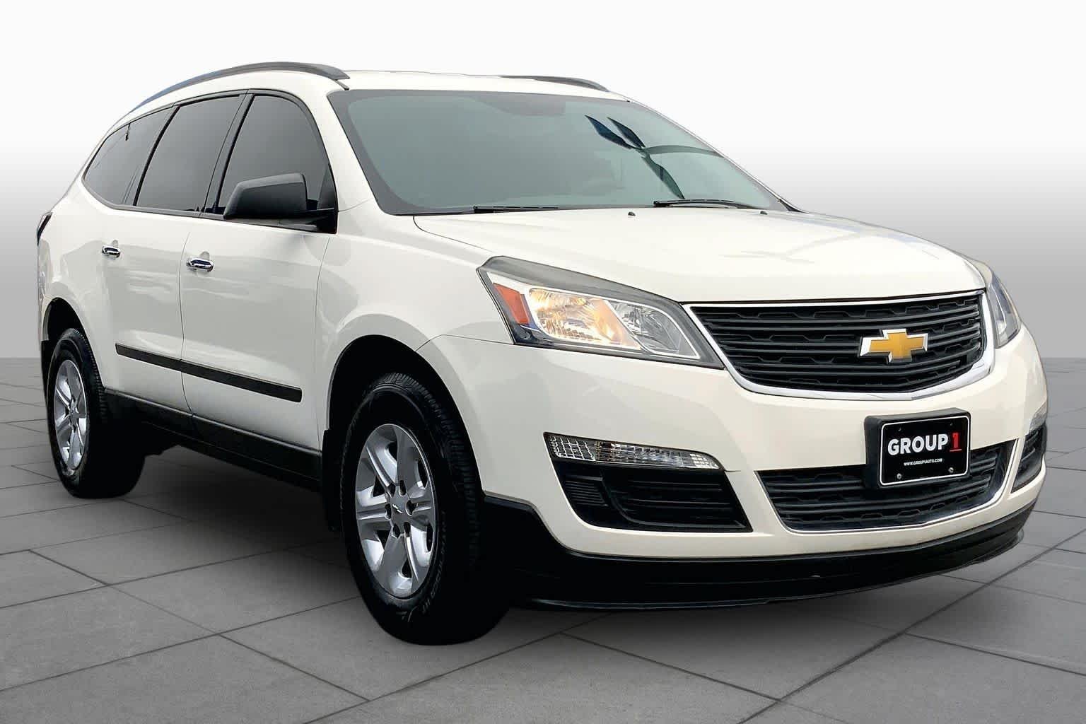 Used 2013  Chevrolet LS image 3