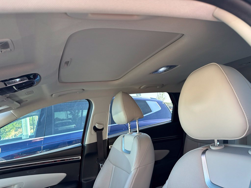 Certified Used 2022 Red Hyundai SEL image 12
