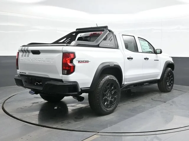 2026 Chevrolet Colorado Trail Boss - Photo 9