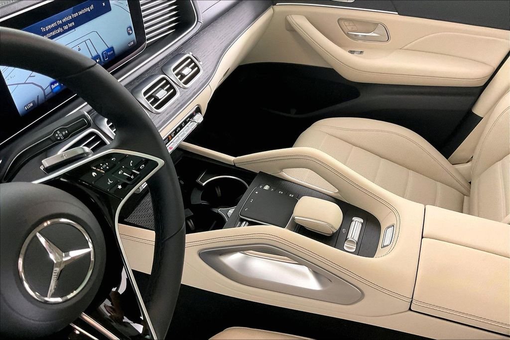 2026 Mercedes-Benz GLS Base - Photo 13