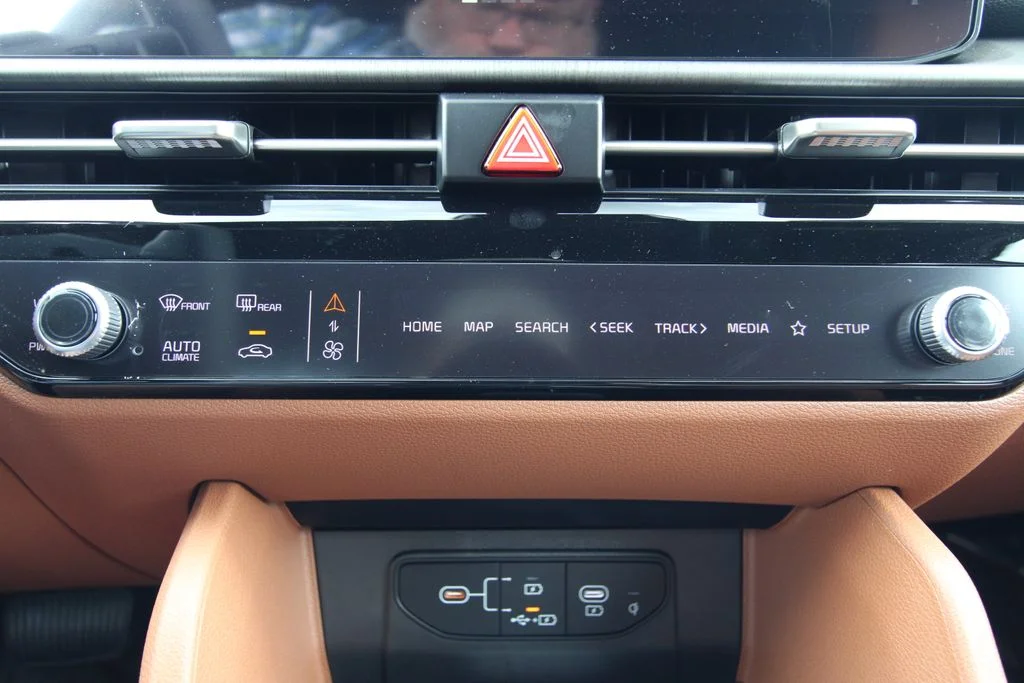 New 2026 Gray Kia  image 31