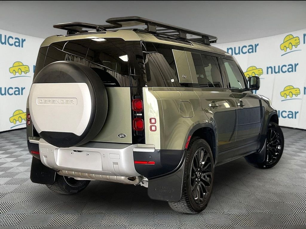 Used 2020 Green Land Rover SE image 6