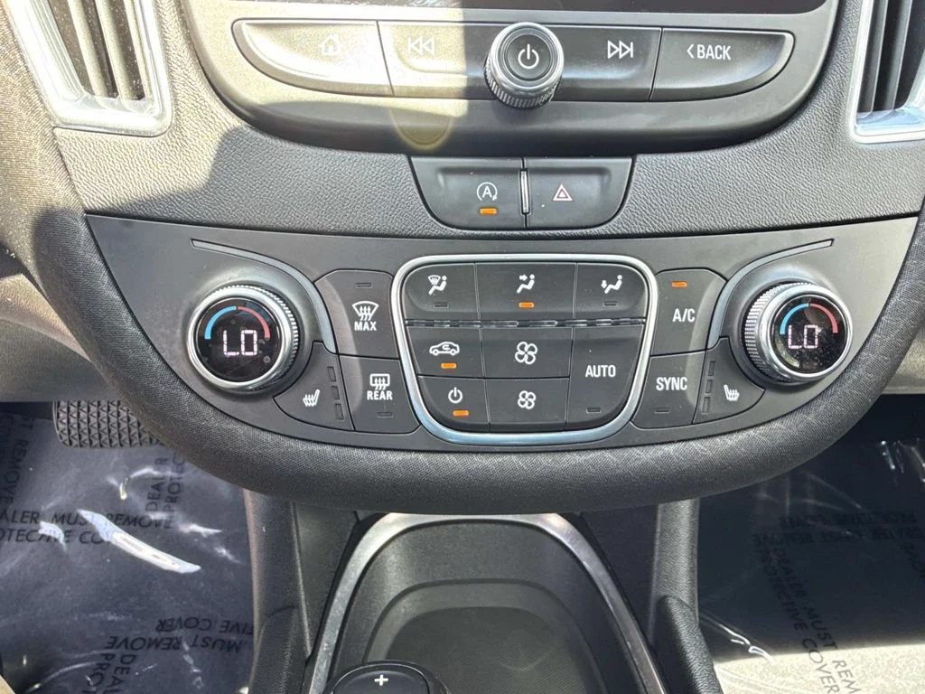 Used 2020 Gray Chevrolet LT image 30