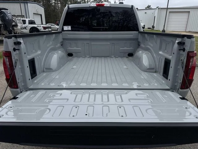 New 2026 Avalanche Ford XLT image 18