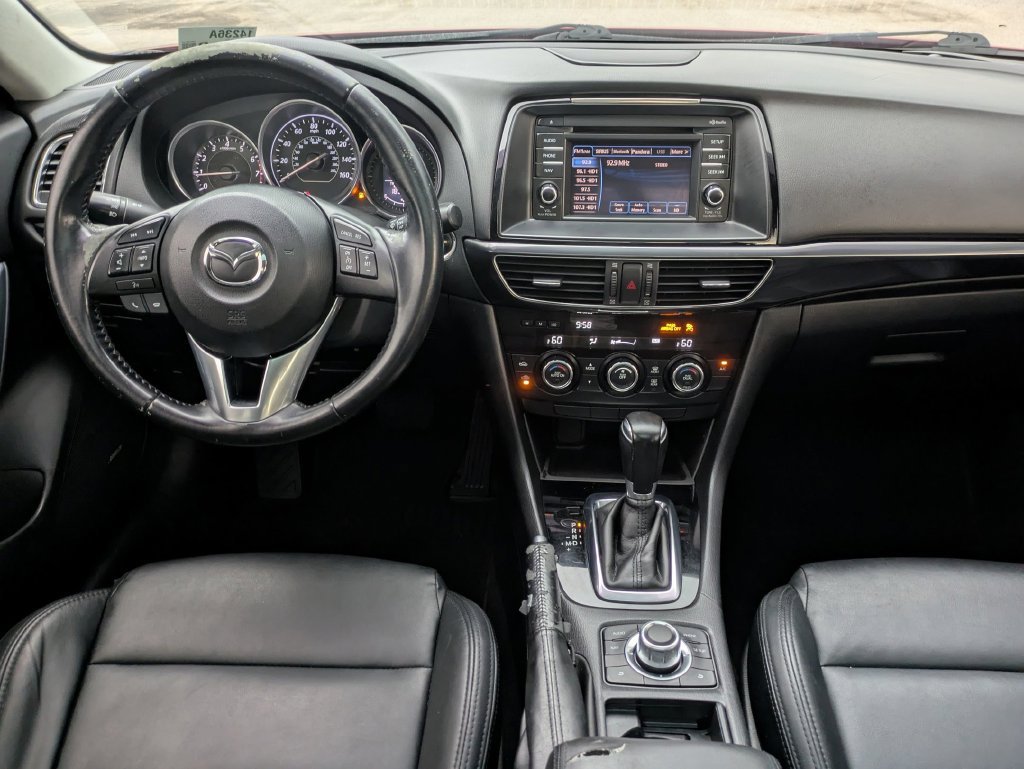 Used 2015 Red Mazda i Touring image 32