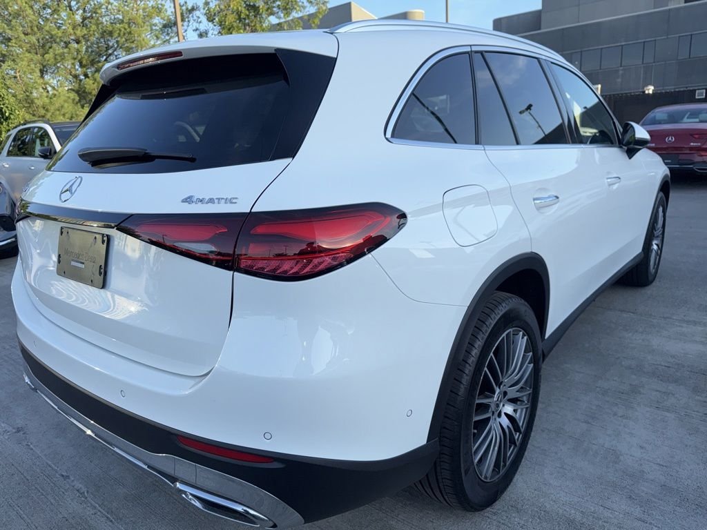 Used 2026 Polar White Mercedes-Benz GLC 300 image 3