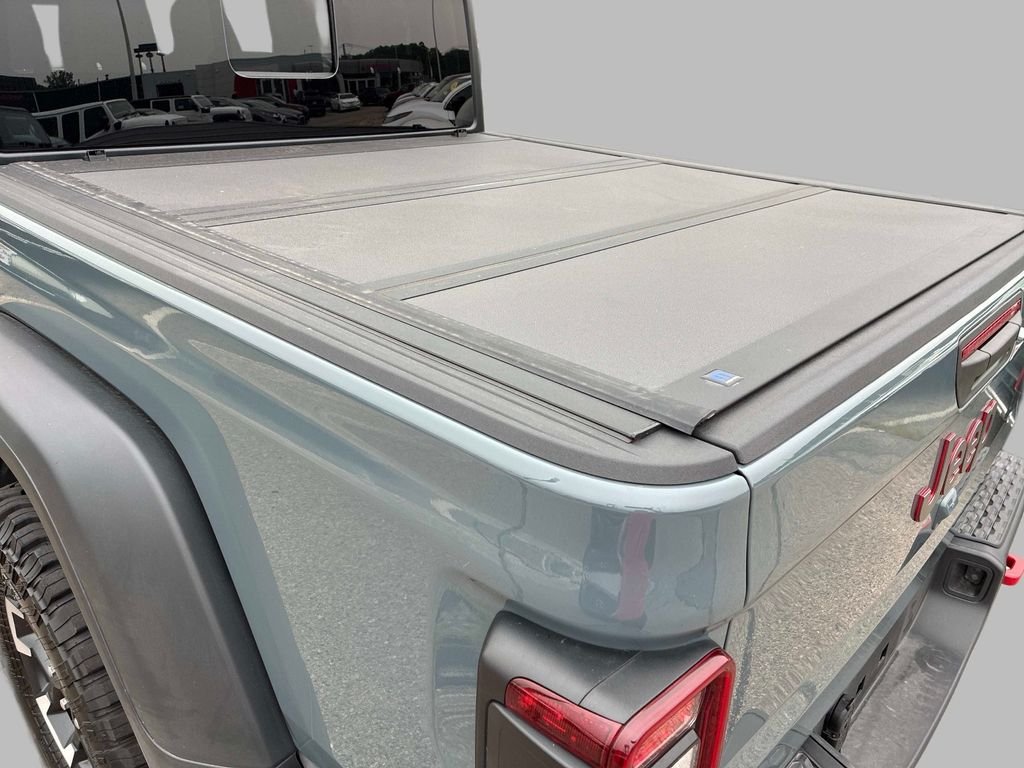 Used 2026 Gray Jeep Rubicon image 12