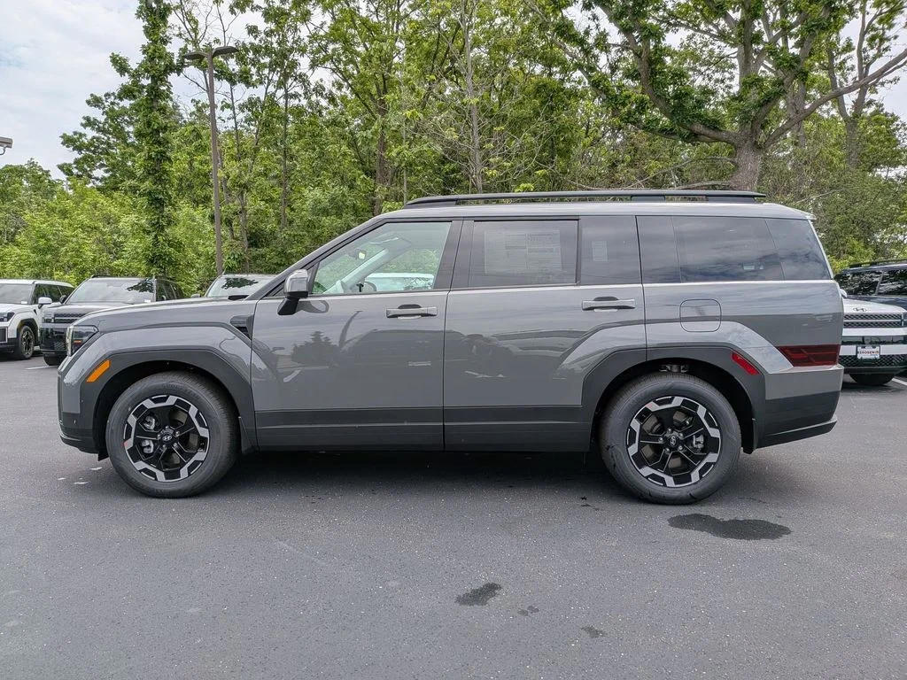 New 2026 Gray Hyundai SEL image 4