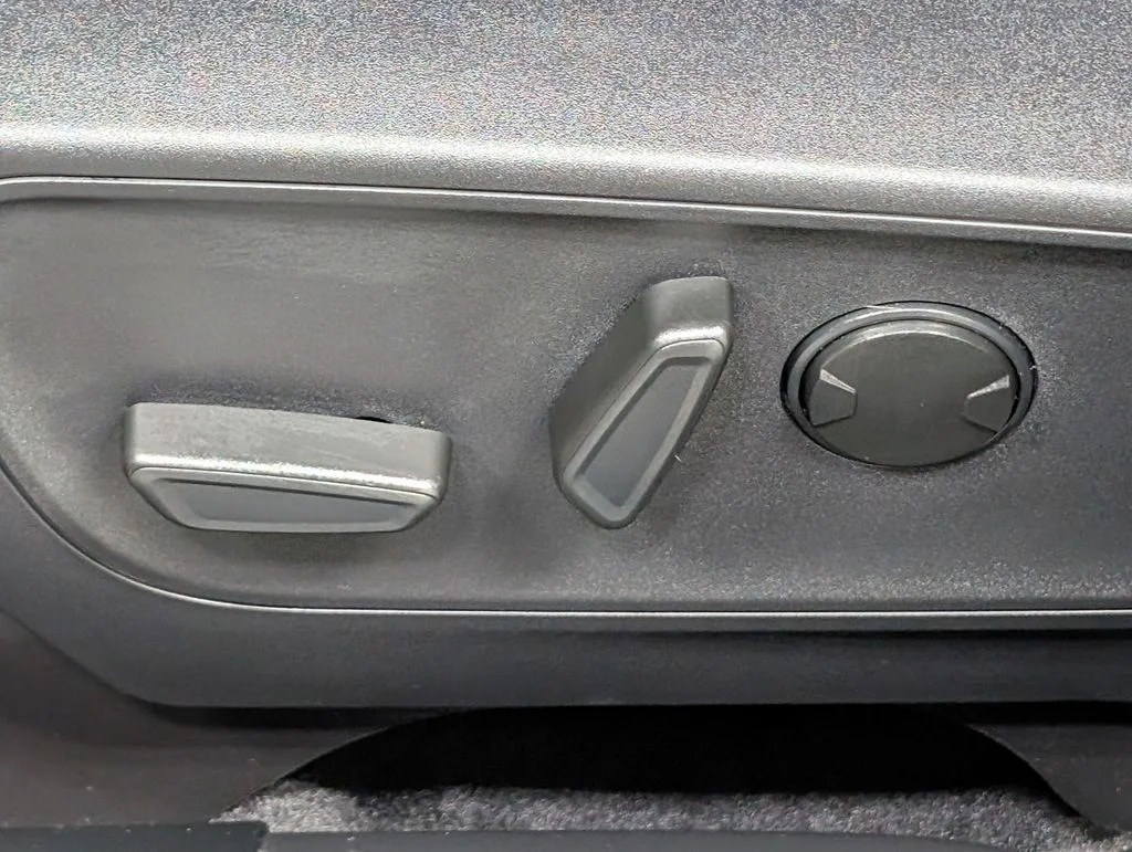 New 2026 Space White Metallic Ford Big Bend® image 11