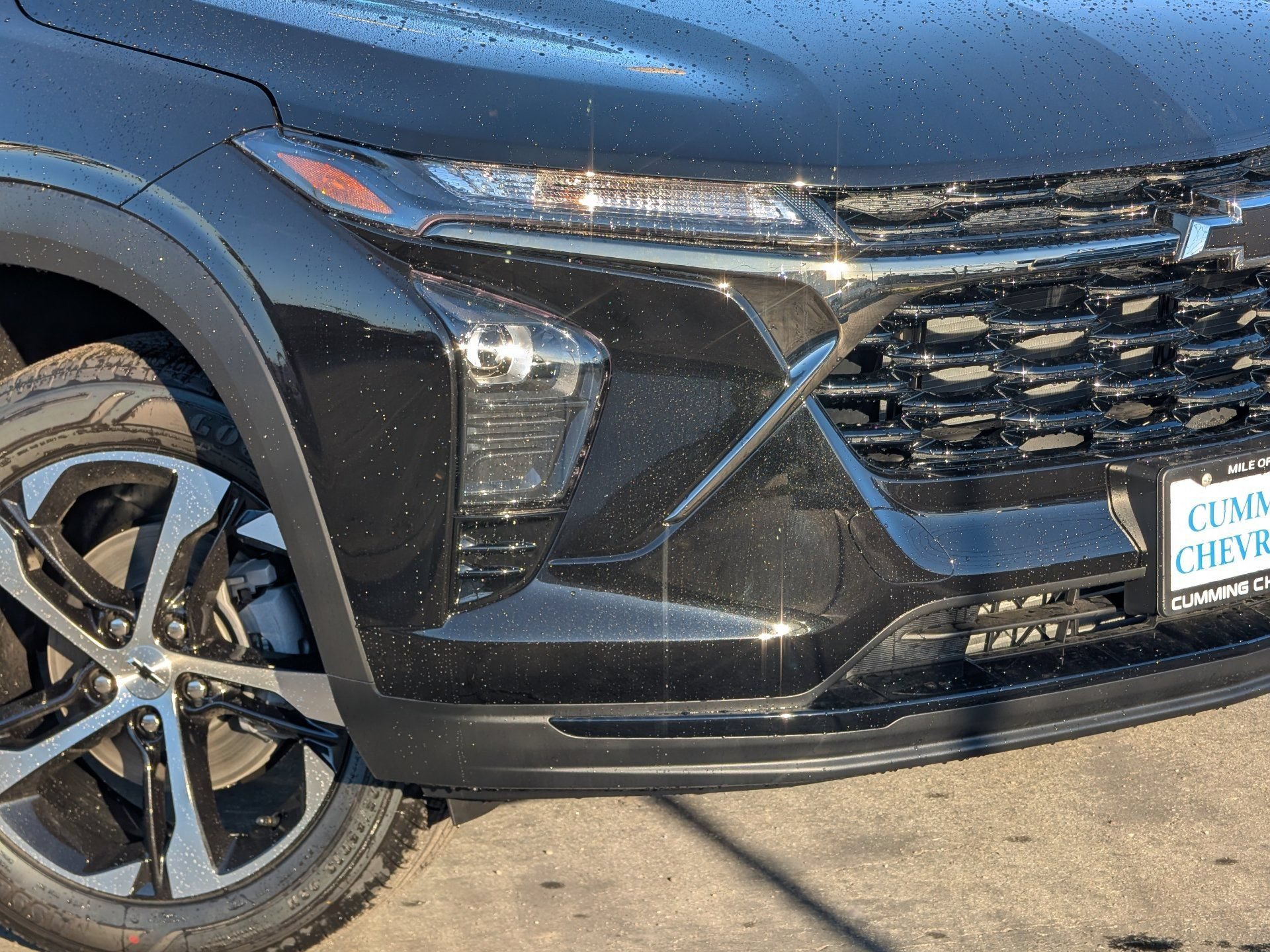 New 2026 Mosaic Black Metallic Chevrolet 1RS image 3