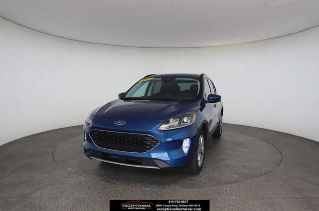 Used 2022 Blue Ford SEL image 1
