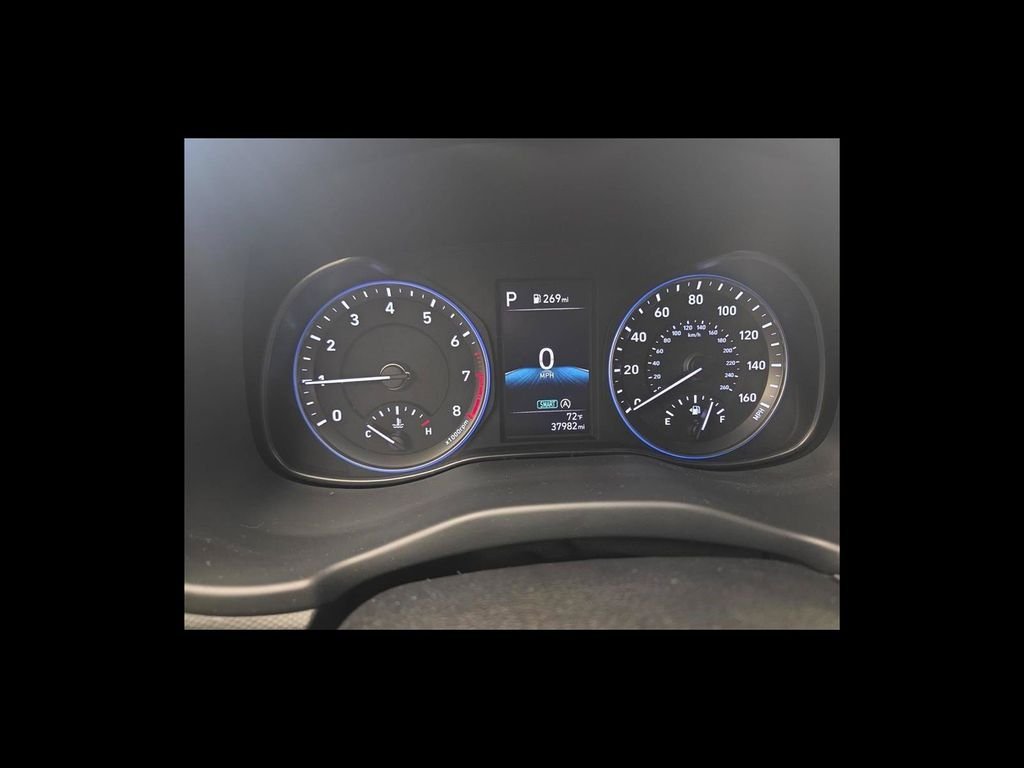 Used 2023 Red Hyundai SEL image 15