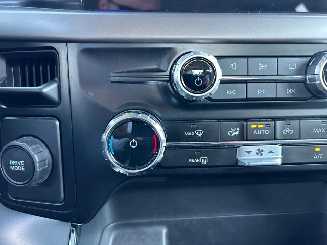 Used 2024 Silver Ford XLT image 14