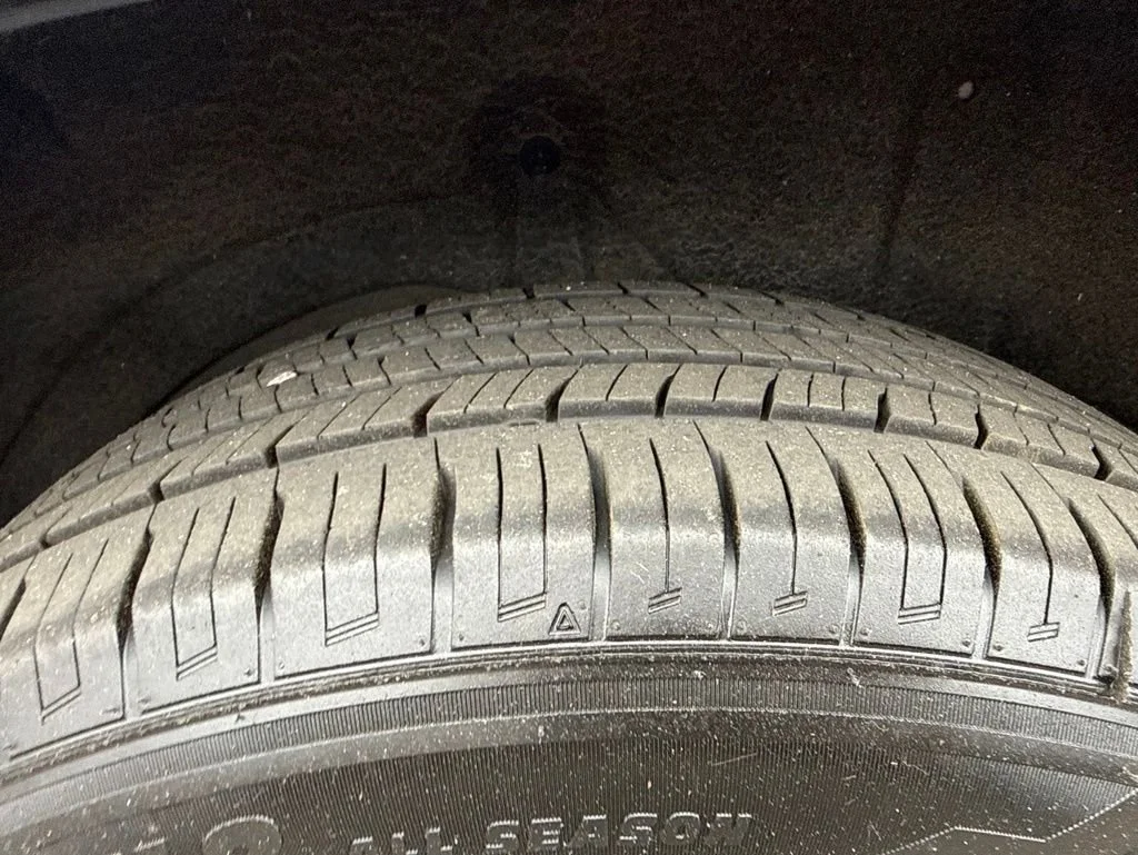 Used 2018  Nissan SV image 34