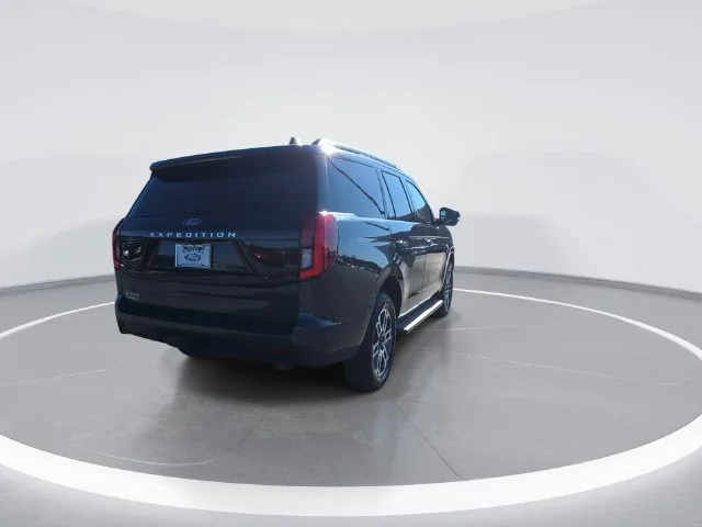 Used 2025 Blue Ford Active image 8